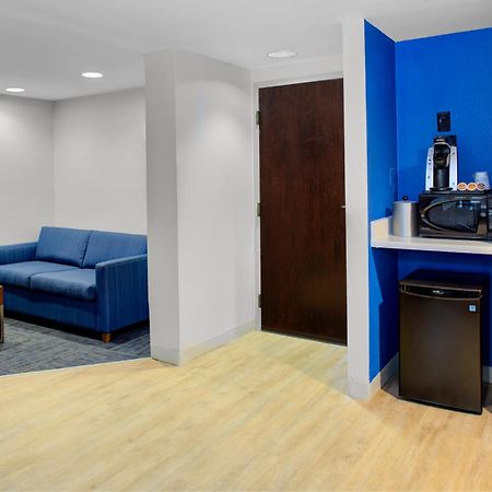 Holiday Inn Express - Chester By Ihg Exteriér fotografie