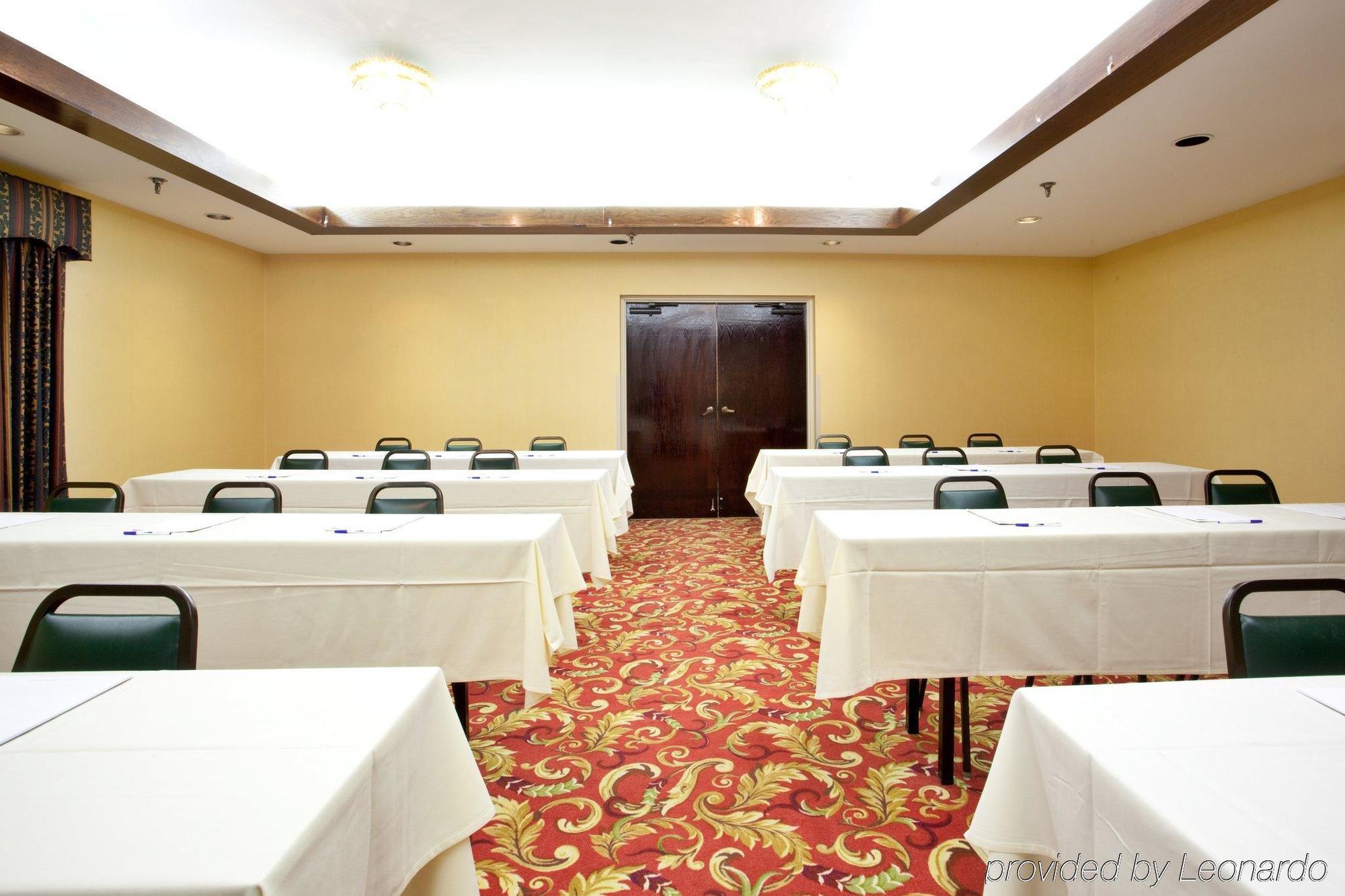 Holiday Inn Express - Chester By Ihg Exteriér fotografie